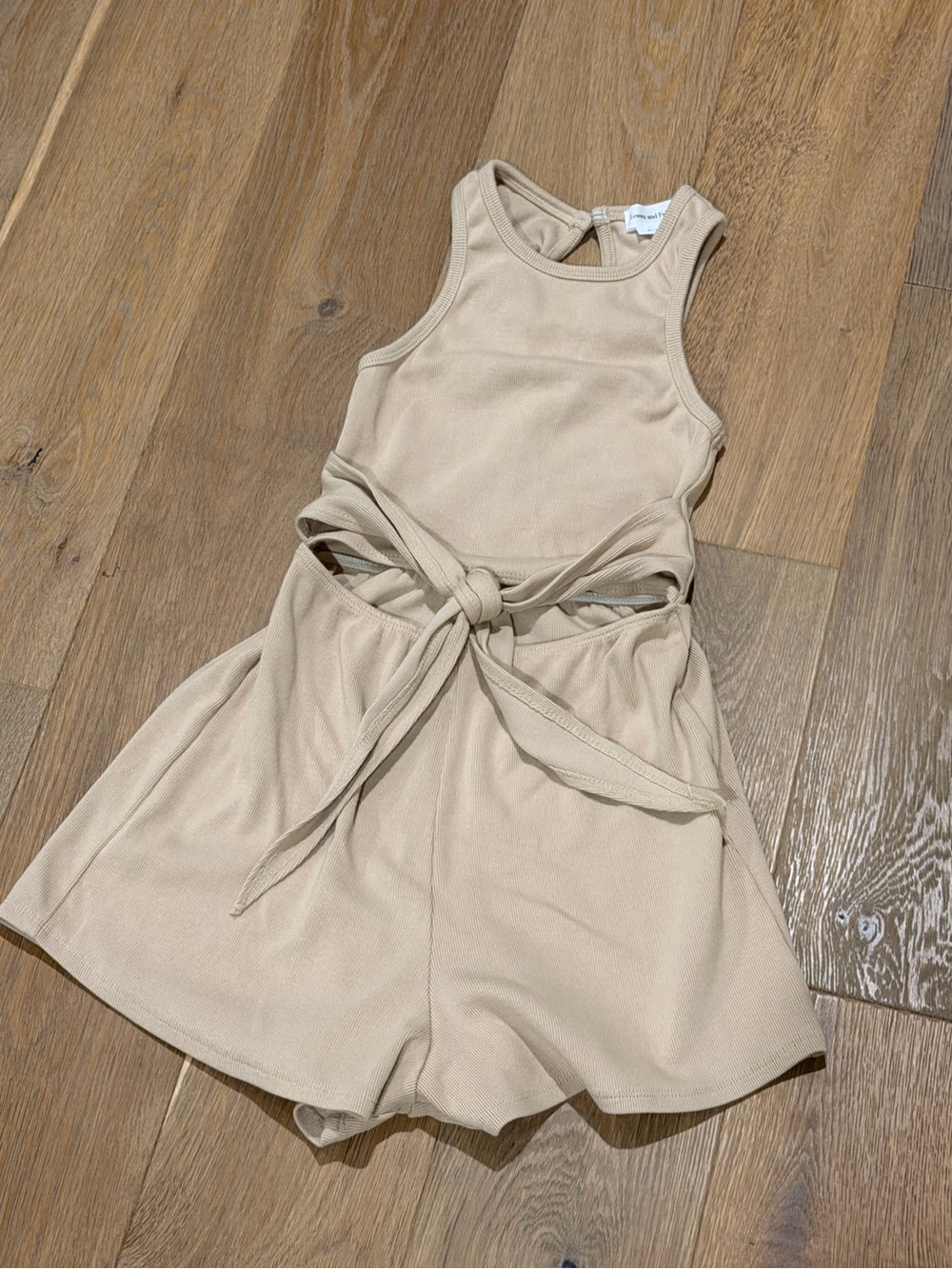 Lovers + Friends Beige Ribbed Cutout Tie Front Romper XS - Picture 4 of 8